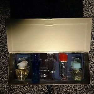New-Mary Kay Miniature Fragrance Collection (4)